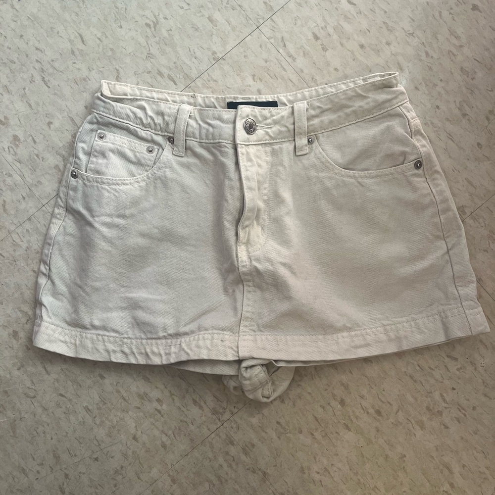 Women's Cream Skort